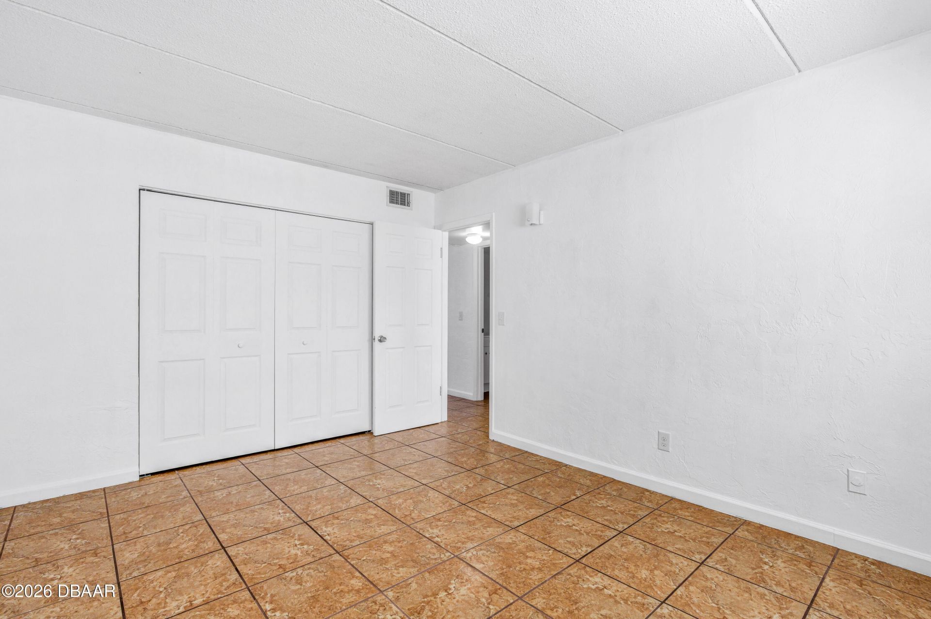 411 N Halifax Avenue, Unit 210, Daytona Beach, FL 32118 Photo