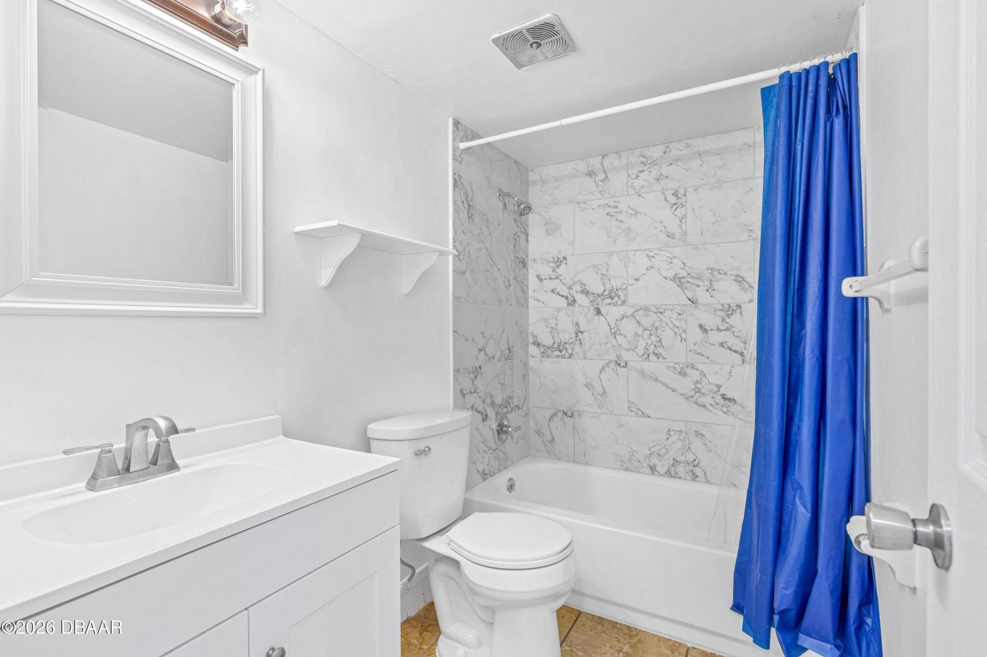 411 N Halifax Avenue, Unit 210, Daytona Beach, FL 32118 Photo
