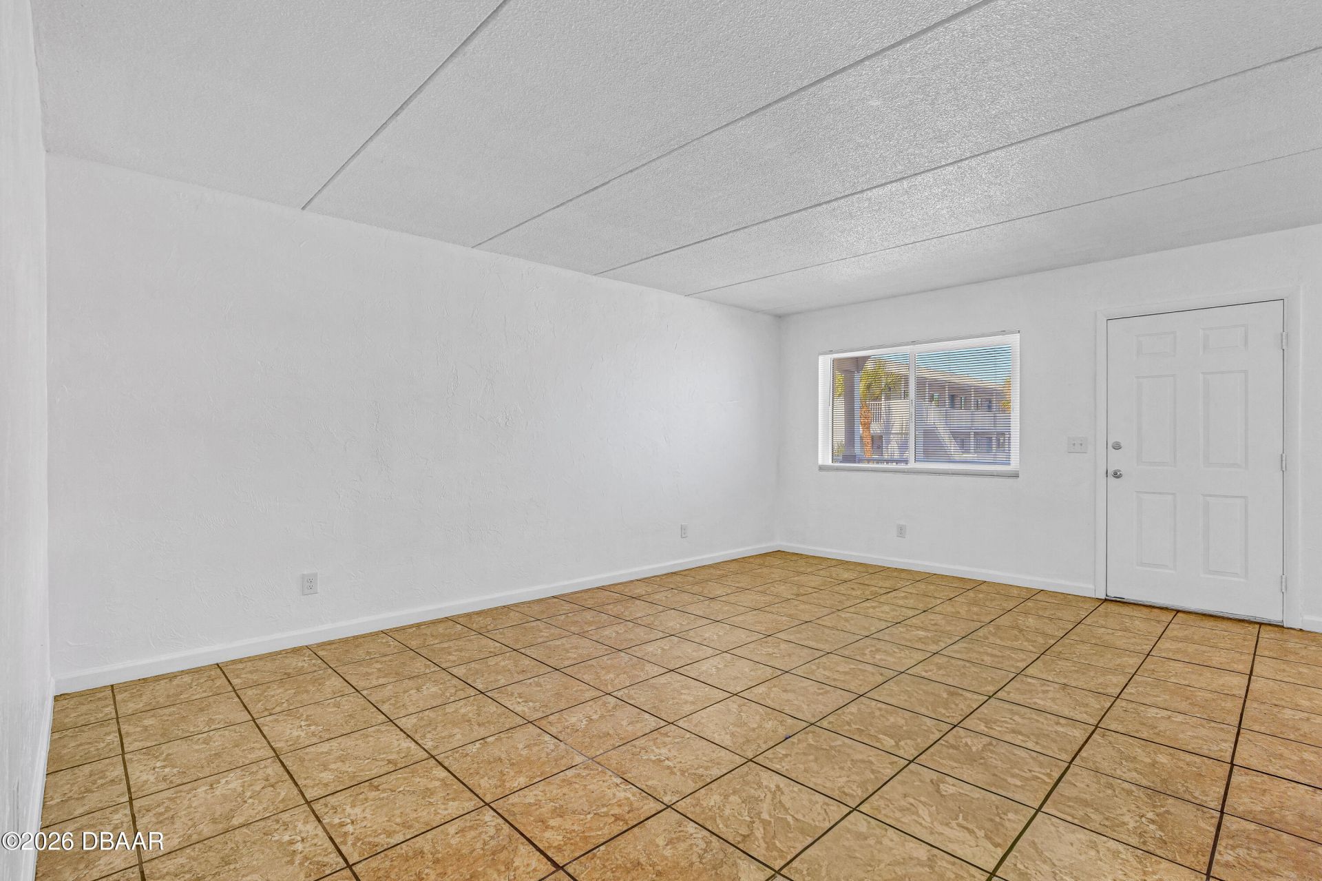 411 N Halifax Avenue, Unit 210, Daytona Beach, FL 32118 Photo