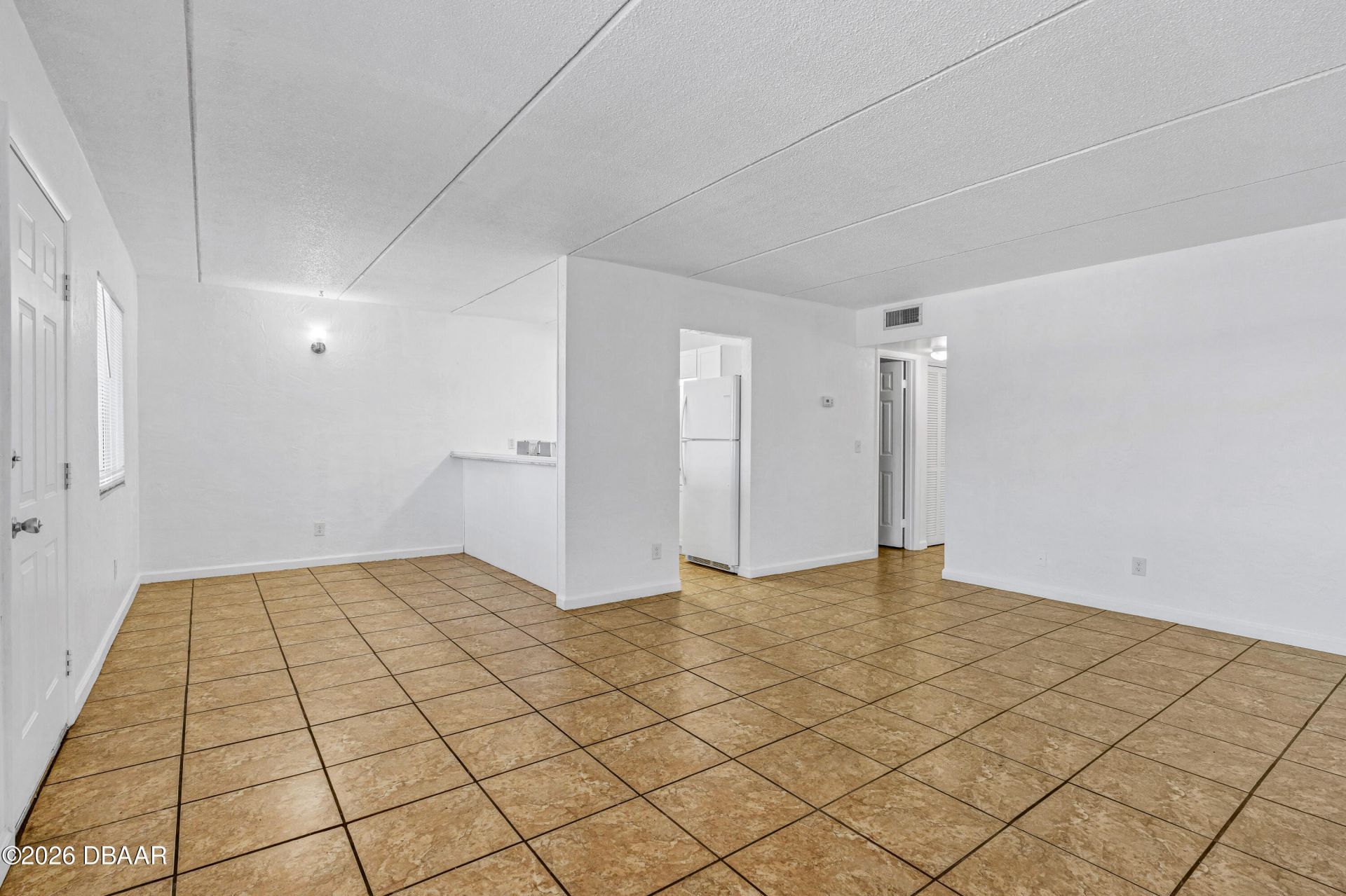 411 N Halifax Avenue, Unit 210, Daytona Beach, FL 32118 Photo