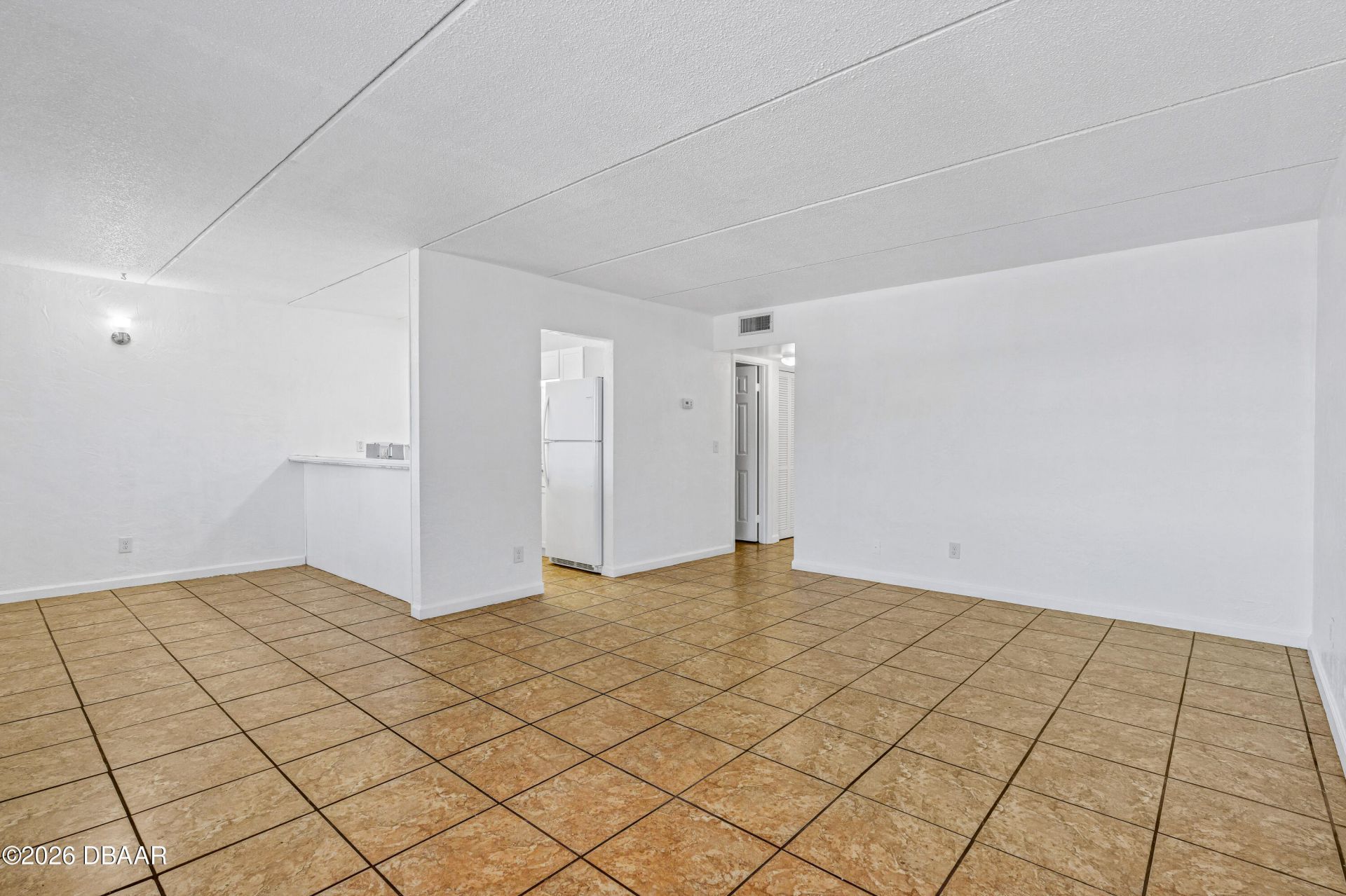 411 N Halifax Avenue, Unit 210, Daytona Beach, FL 32118 Photo