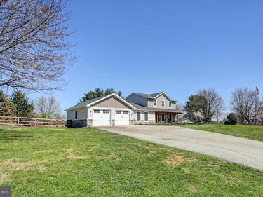 70 CENTRAL VIEW ROAD, DILLSBURG, PA 17019