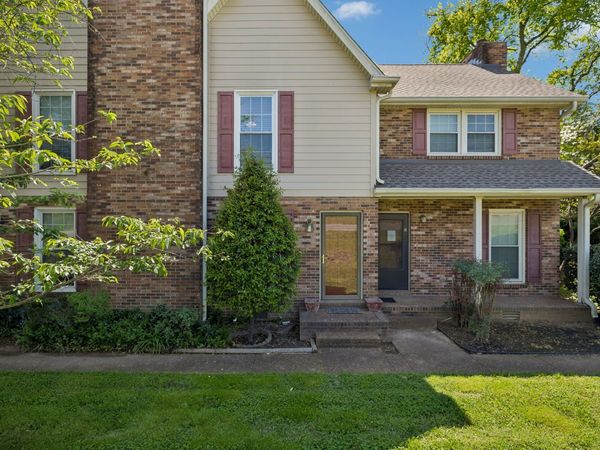 326 Stewarts Ferry Pike , Nashville, TN 37214