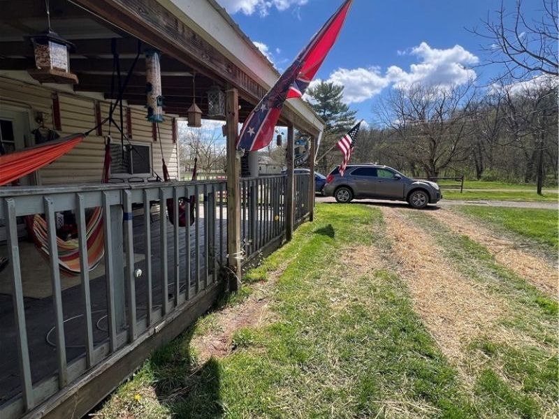 19 Locust Street, Glouster, OH 45732 Photo 4