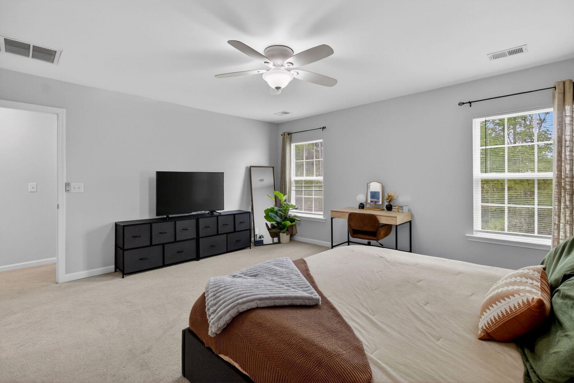 131 Lakestone Road Photo 25