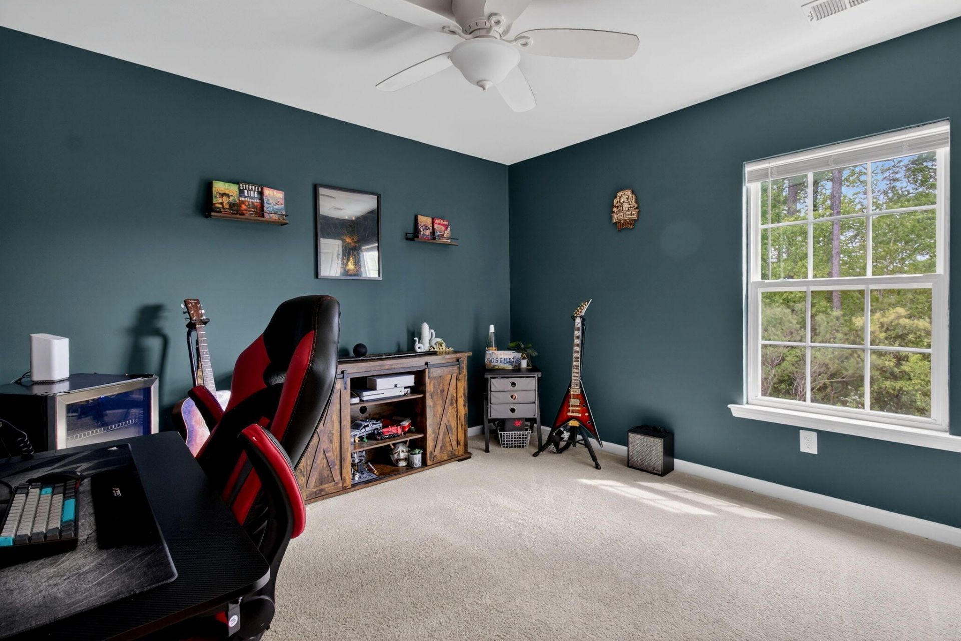 131 Lakestone Road Photo 32