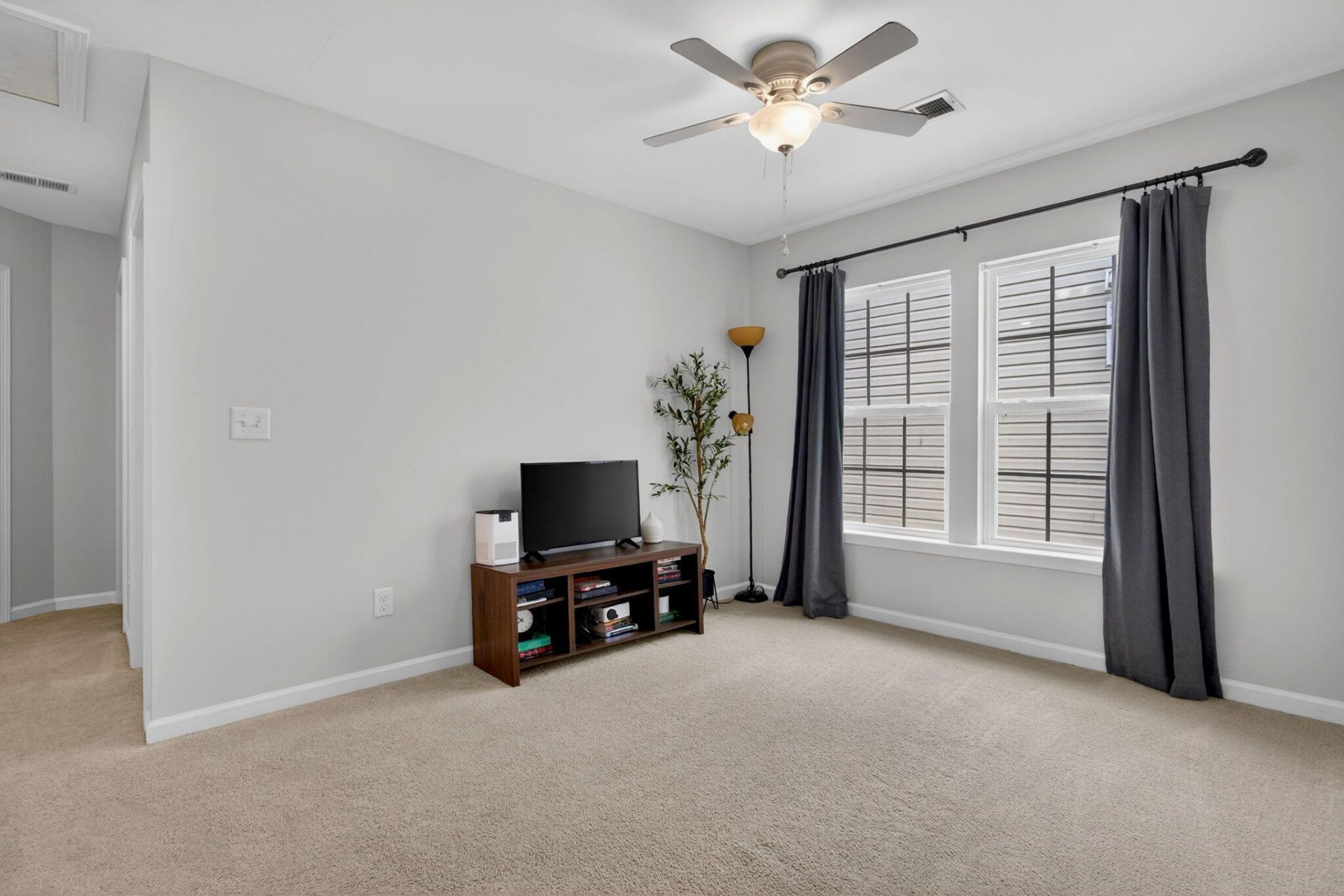 131 Lakestone Road Photo 35