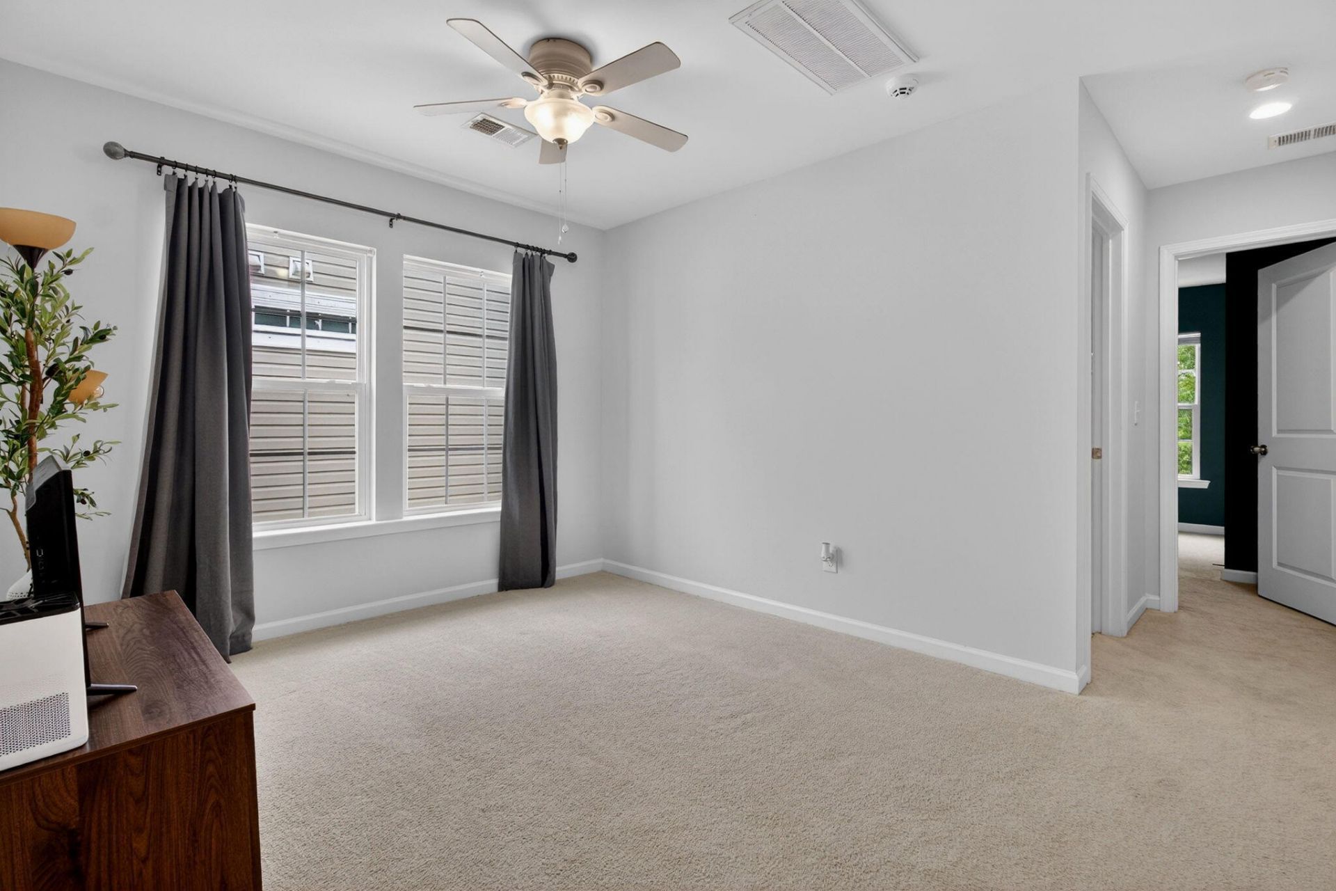 131 Lakestone Road Photo 36