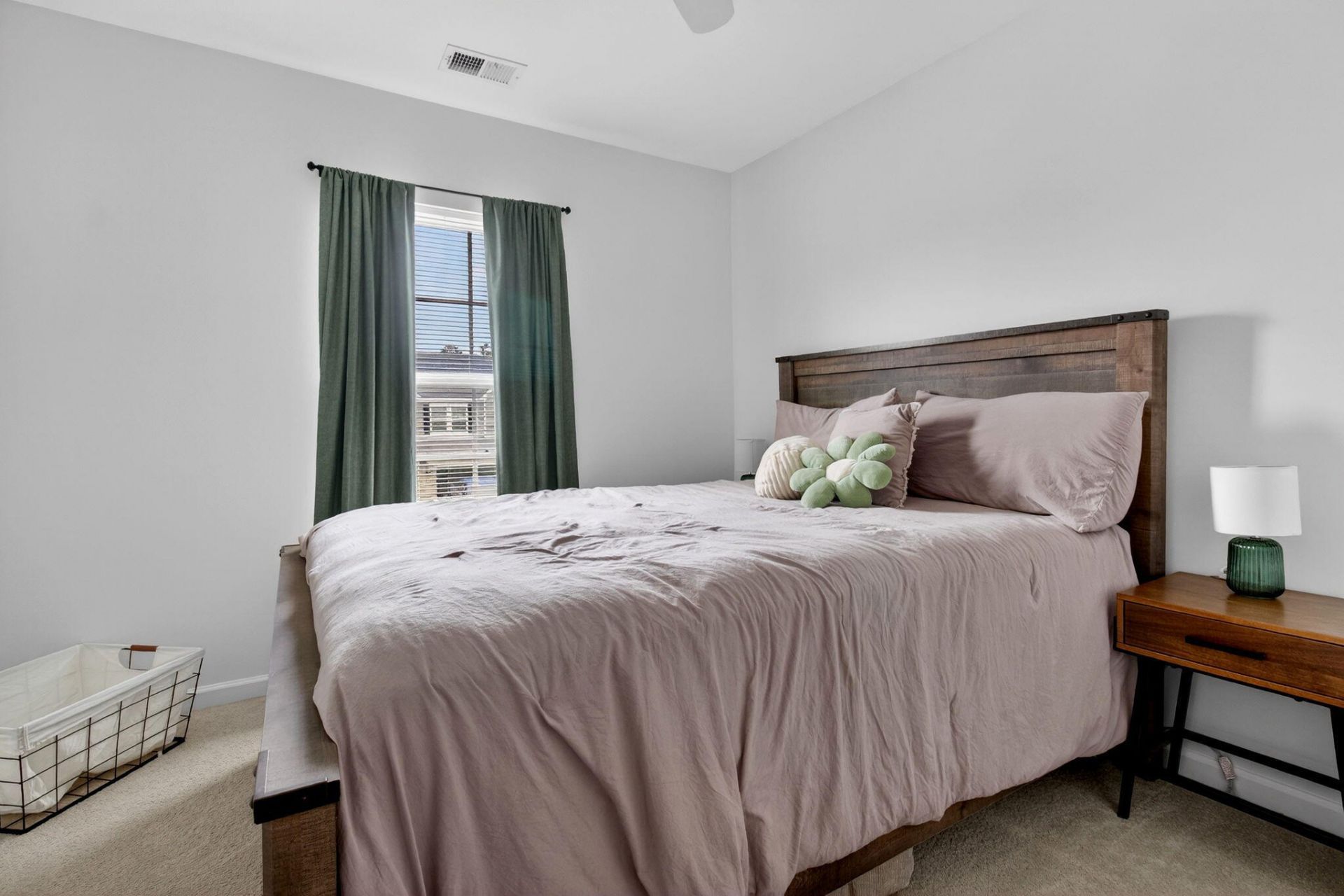 131 Lakestone Road Photo 38