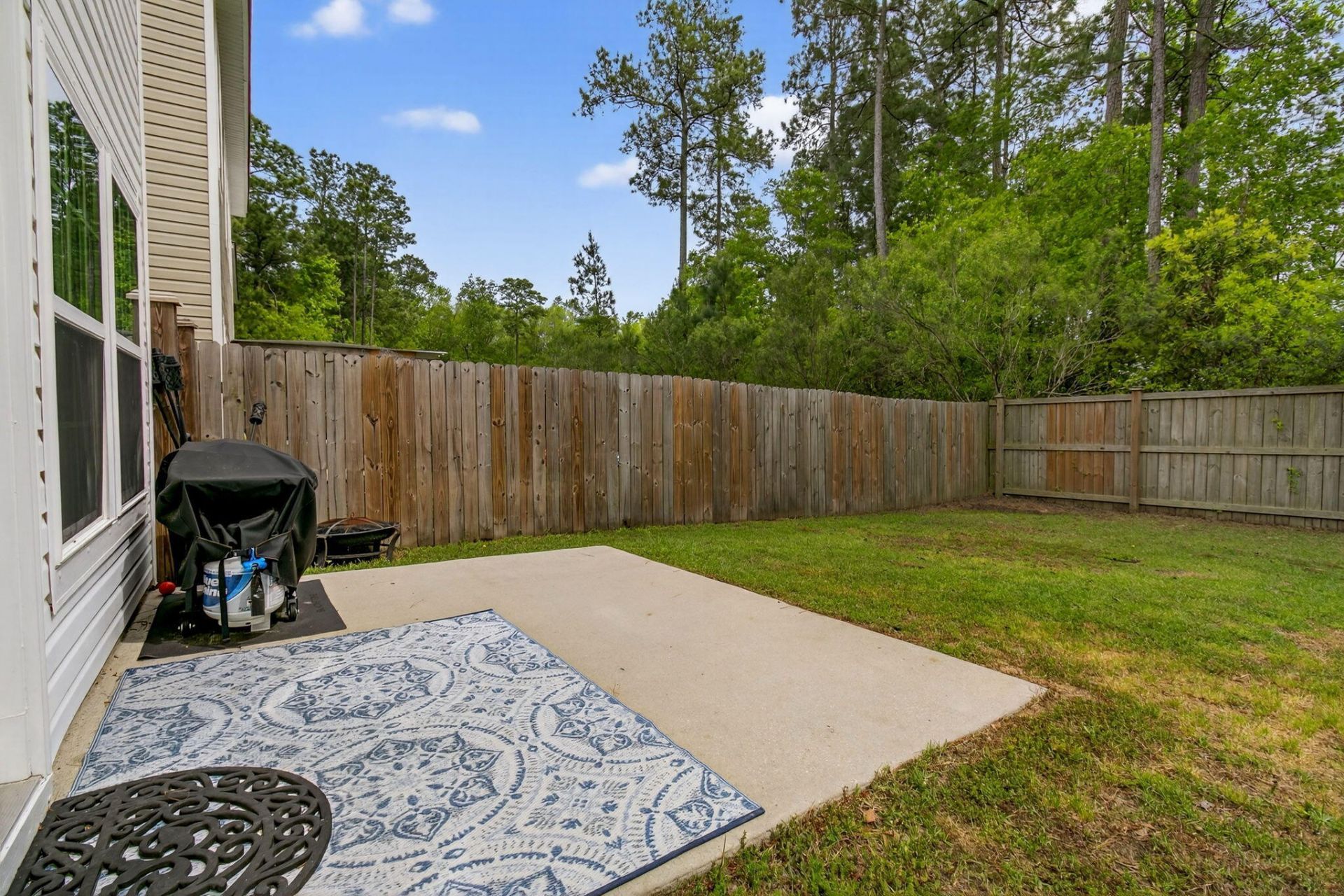 131 Lakestone Road Photo 4