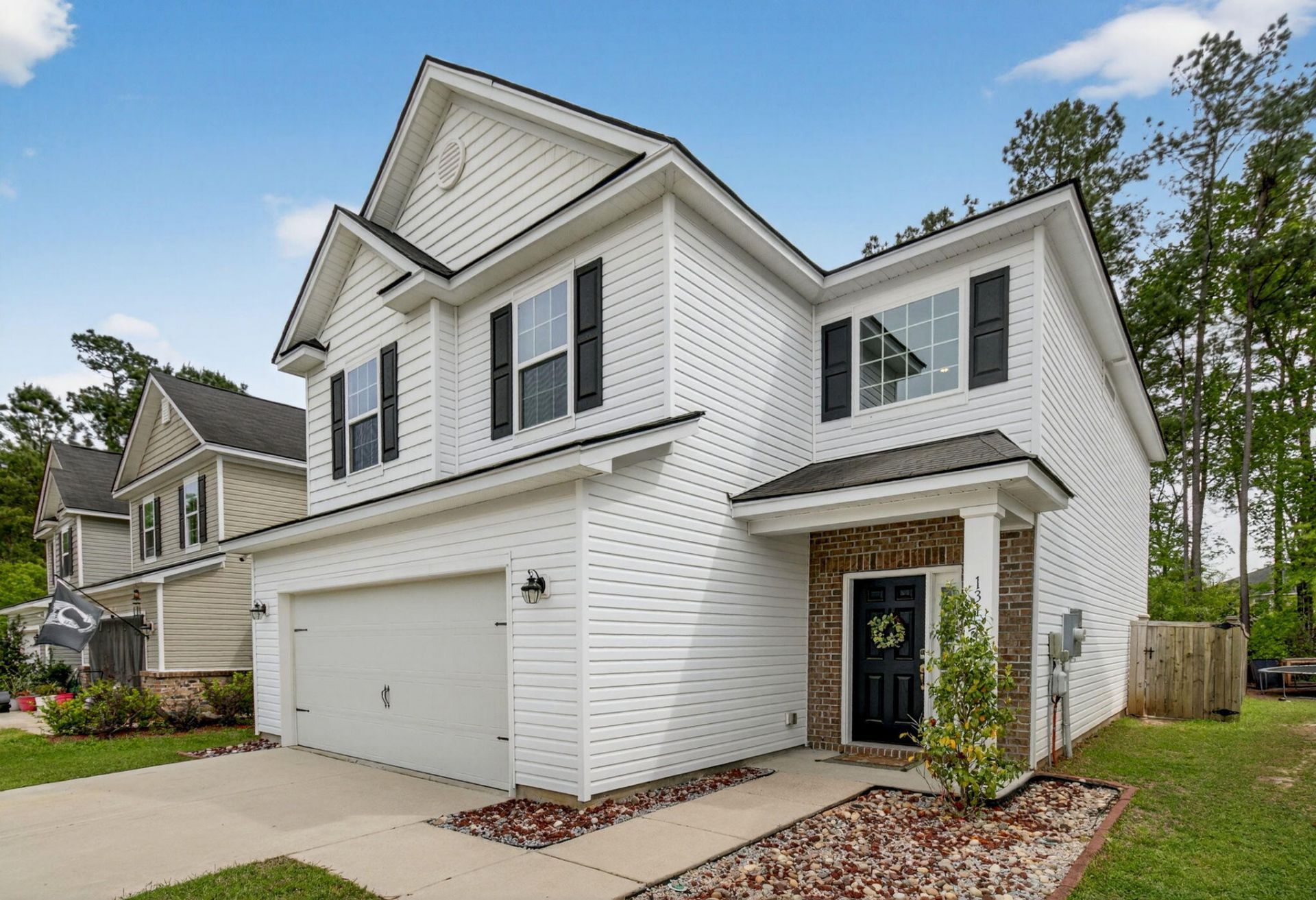 131 Lakestone Road Photo 7