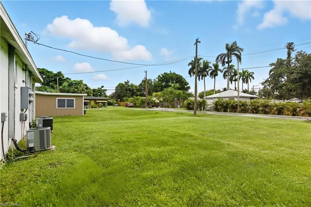 25 Cypress St , North Fort Myers, FL 33903 Photo