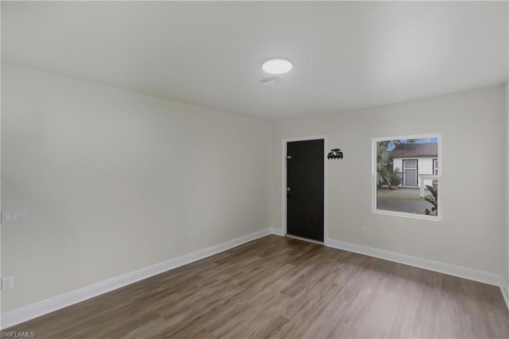 25 Cypress St , North Fort Myers, FL 33903 Photo