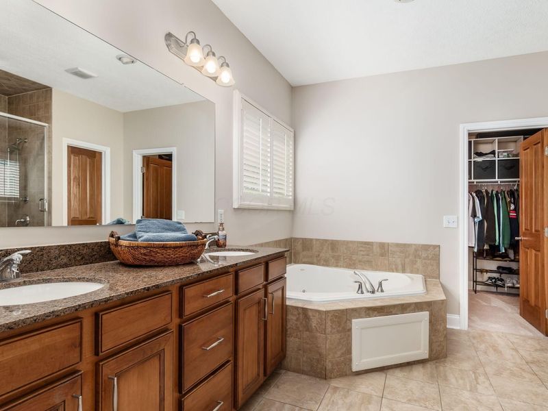 1050 Balmoral Drive, Delaware, OH 43015 Photo 24