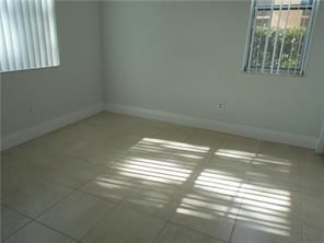 789 NW 103rd Terrace, Unit 101, Pembroke Pines, FL 33026 Photo