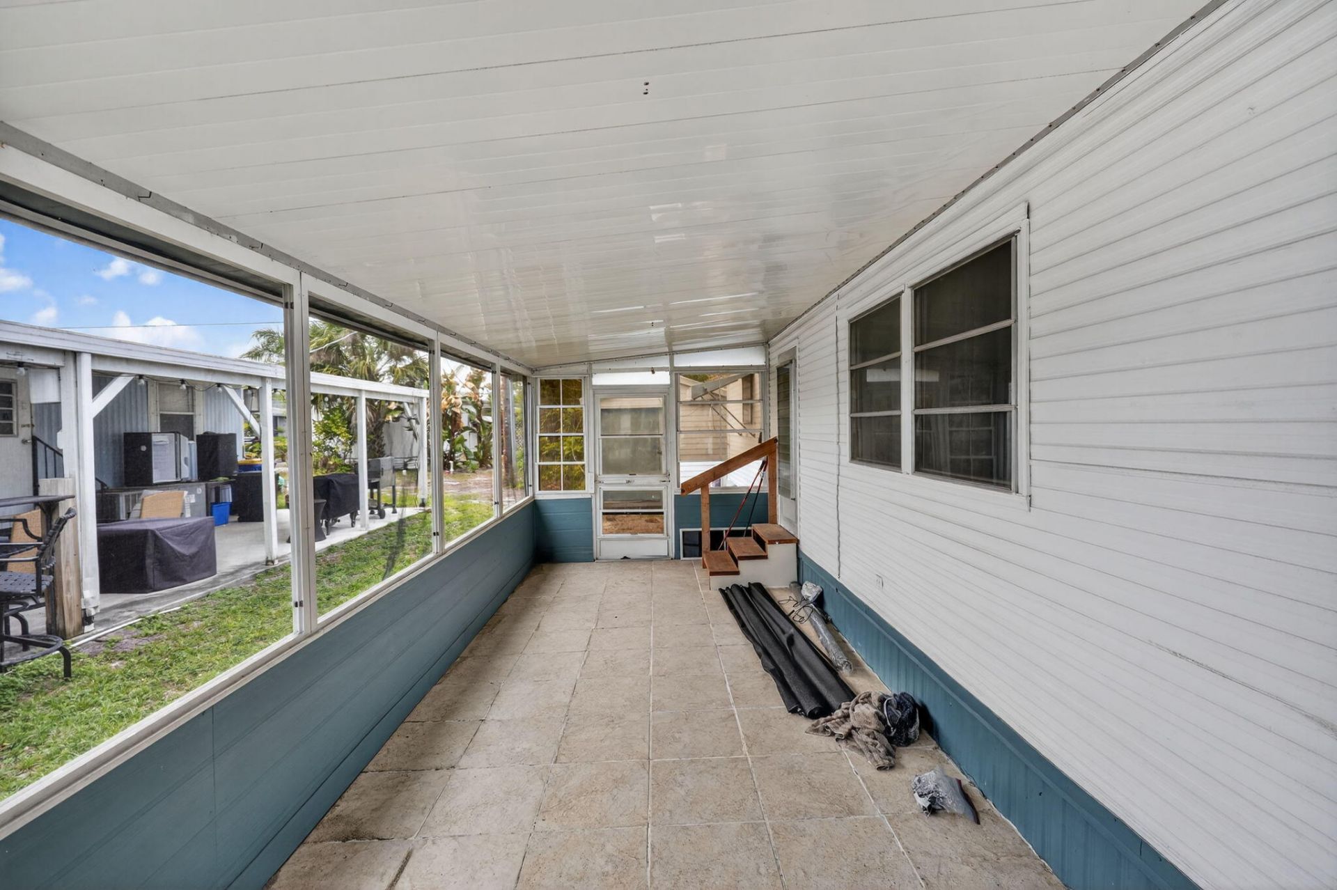 10885 SE Federal Highway, Hobe Sound, FL 33455 Photo