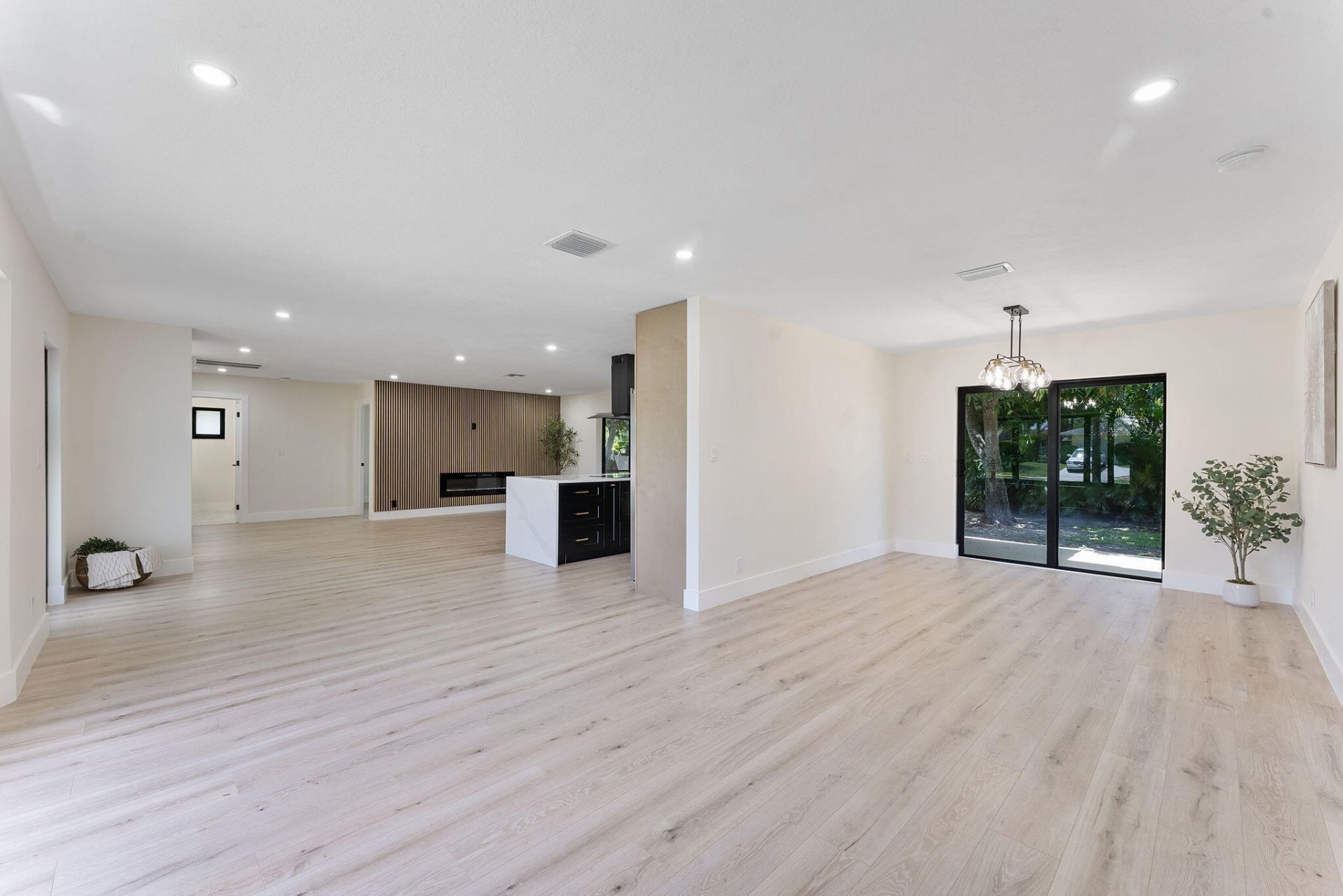 1820 N 17th Ct Court N, Lake Worth Beach, FL 33460 Photo