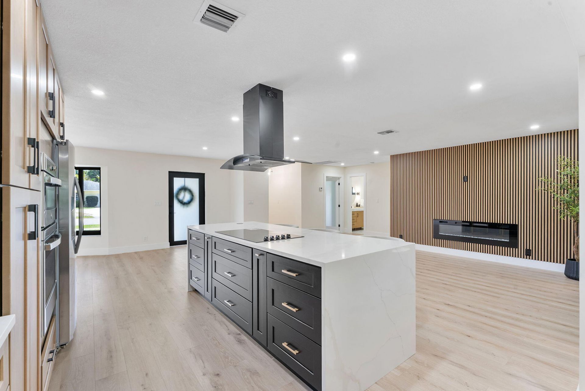 1820 N 17th Ct Court N, Lake Worth Beach, FL 33460 Photo