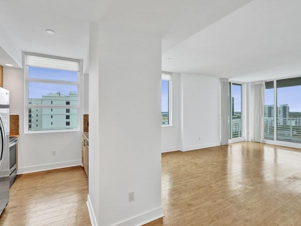 315 NE 3rd Avenue, Unit 1201, Fort Lauderdale, FL 33301