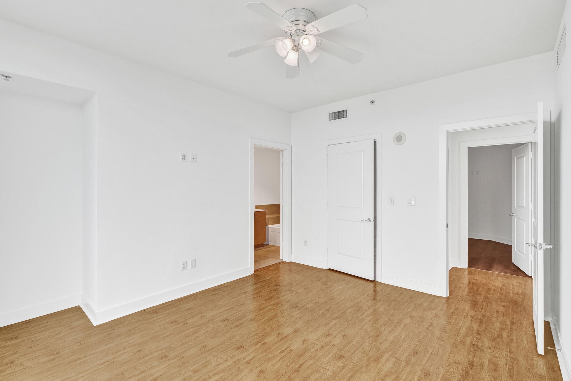 315 NE 3rd Avenue, Unit 1201, Fort Lauderdale, FL 33301 Photo