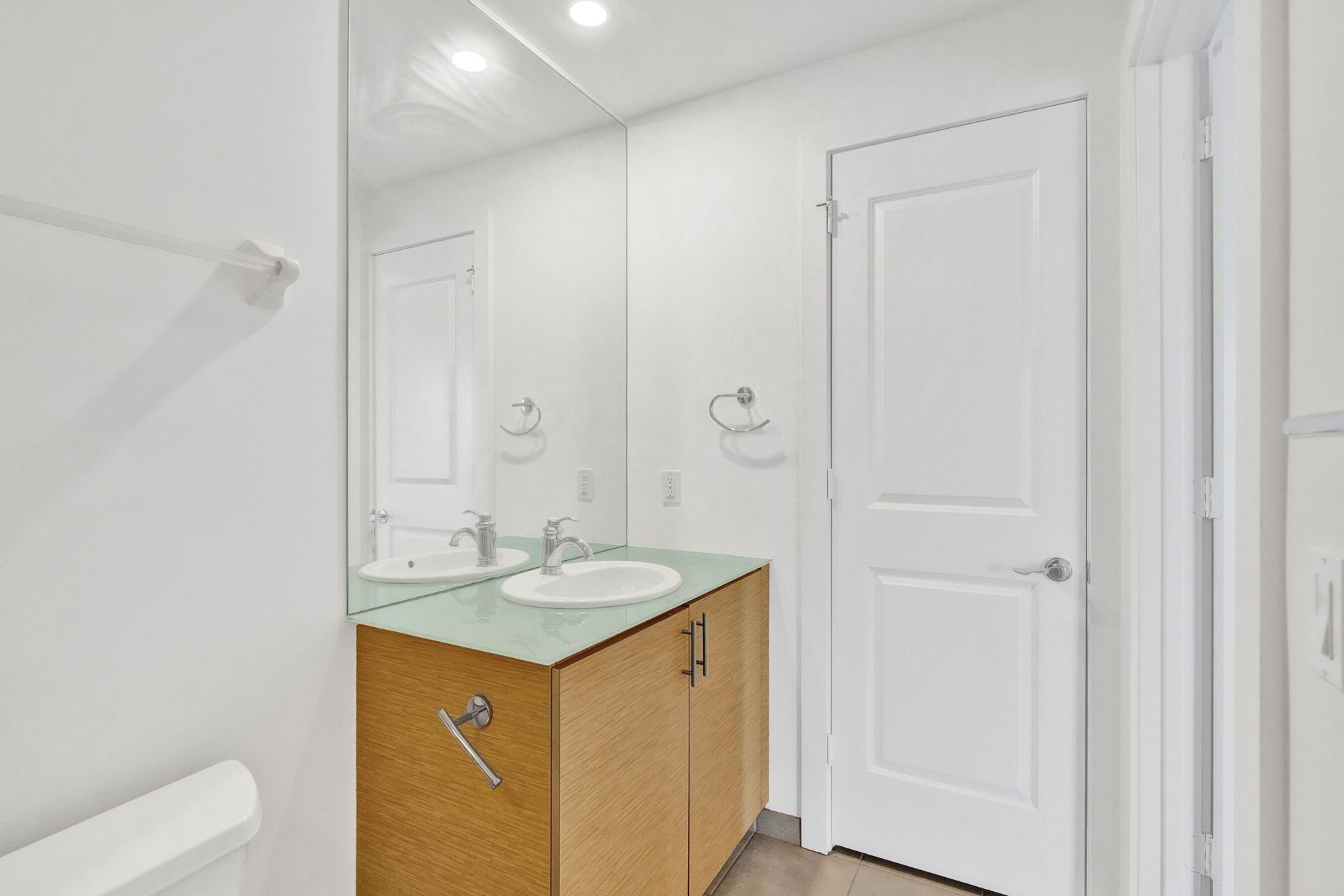 315 NE 3rd Avenue, Unit 1201, Fort Lauderdale, FL 33301 Photo