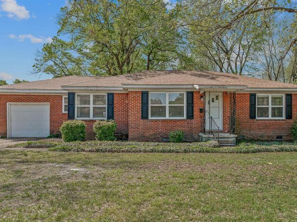 401 W Highland, Jonesboro, AR 72401