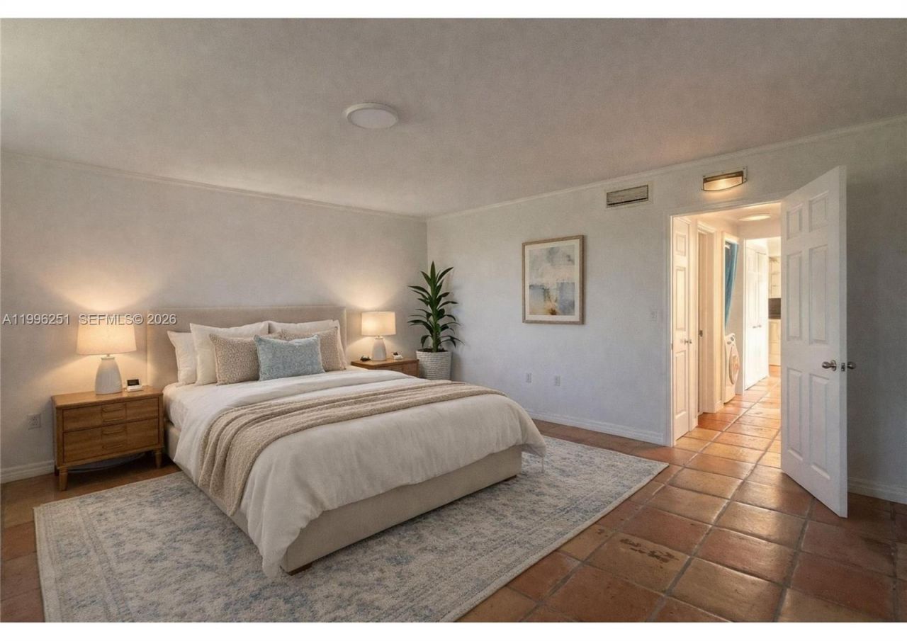 555 Crandon Blvd, Unit 43, Key Biscayne, FL 33149 Photo