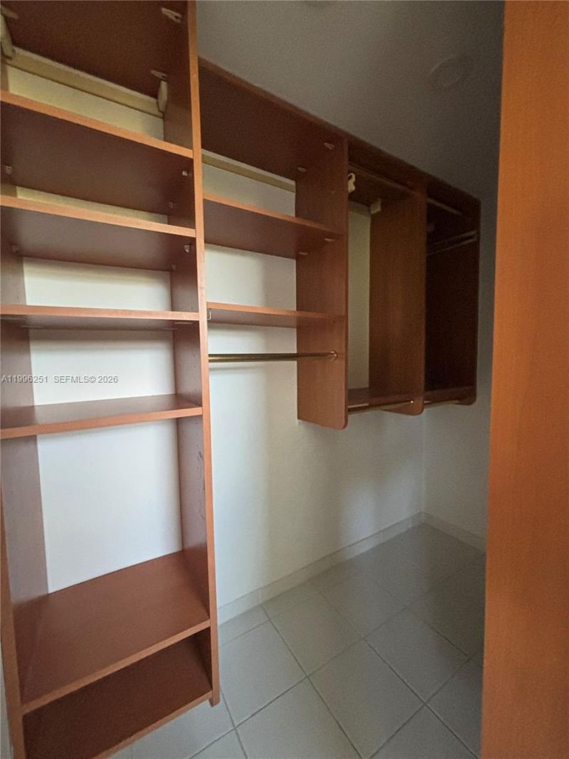 555 Crandon Blvd , Unit 43, Key Biscayne, FL 33149 Photo