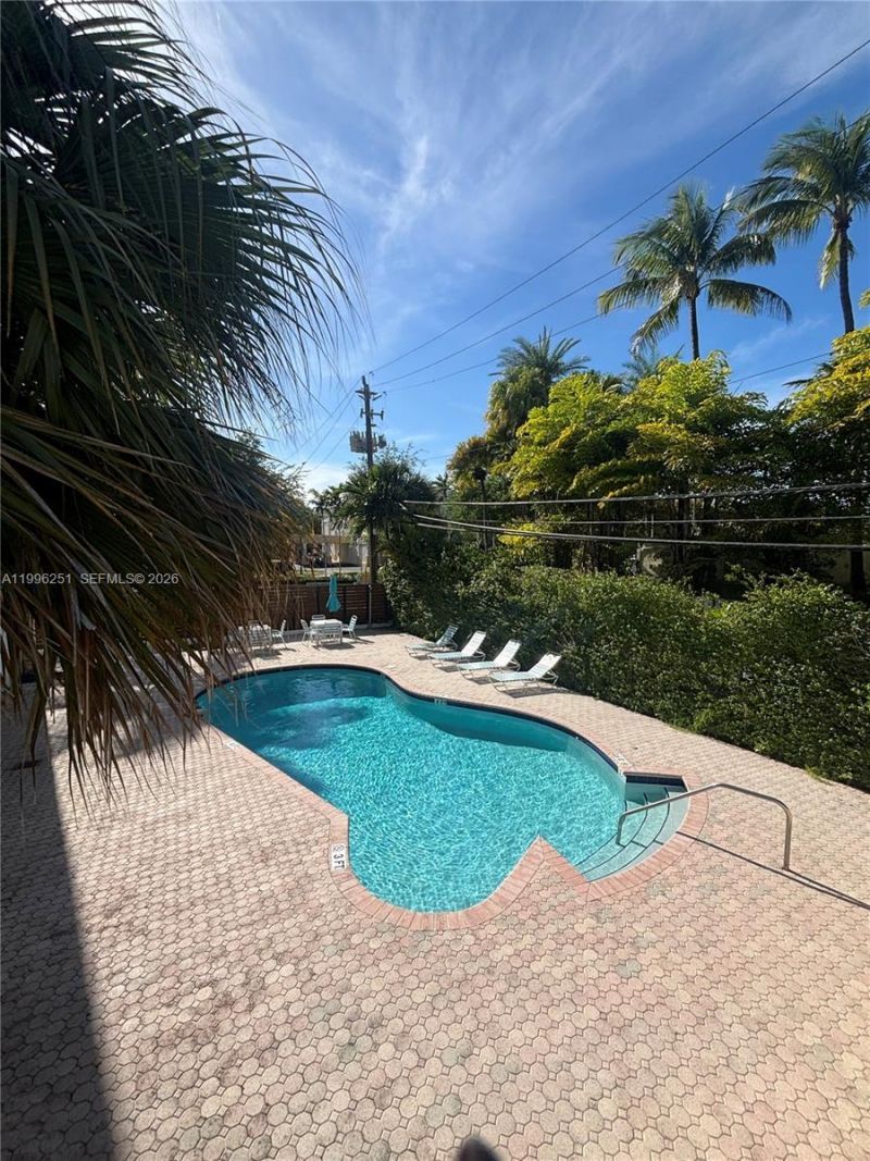 555 Crandon Blvd , Unit 43, Key Biscayne, FL 33149 Photo