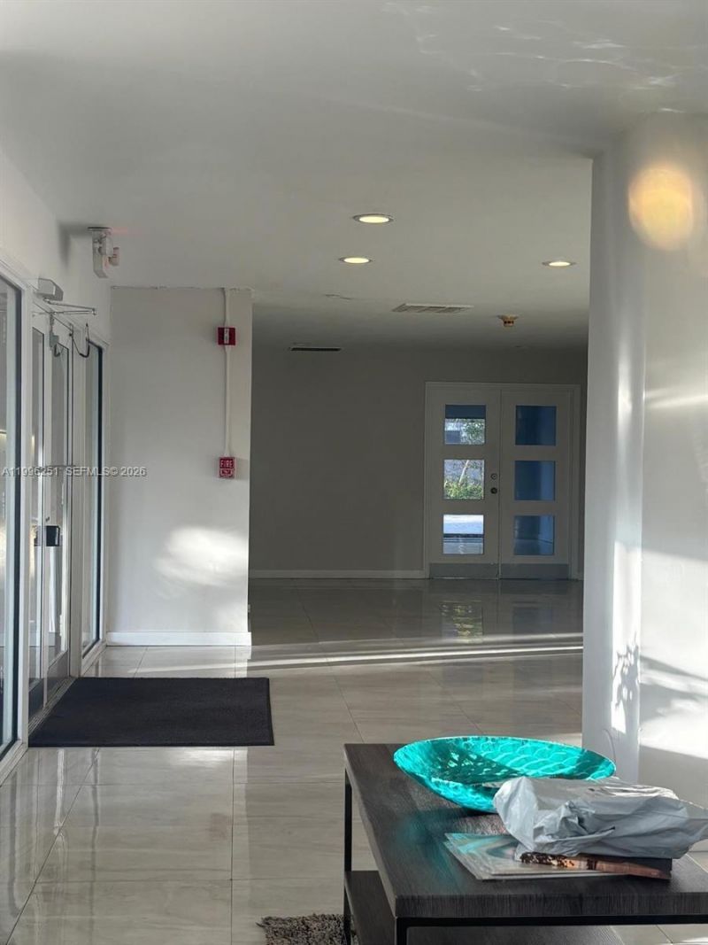 555 Crandon Blvd, Unit 43, Key Biscayne, FL 33149 Photo