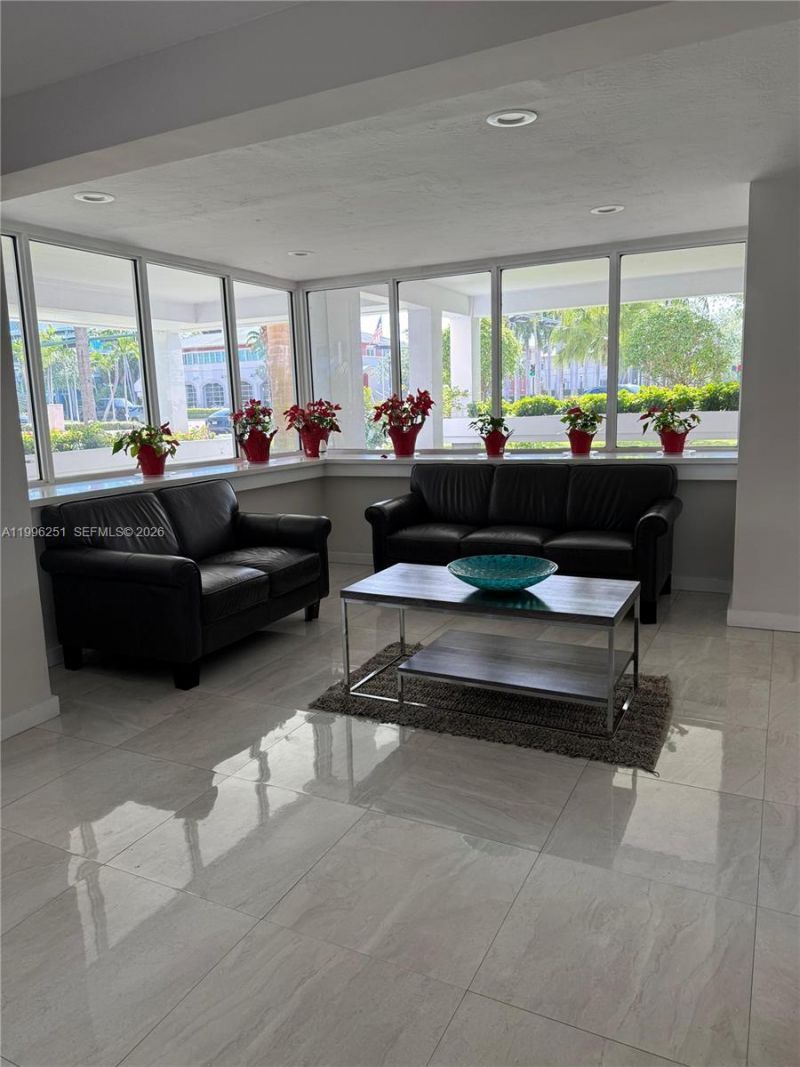 555 Crandon Blvd , Unit 43, Key Biscayne, FL 33149 Photo