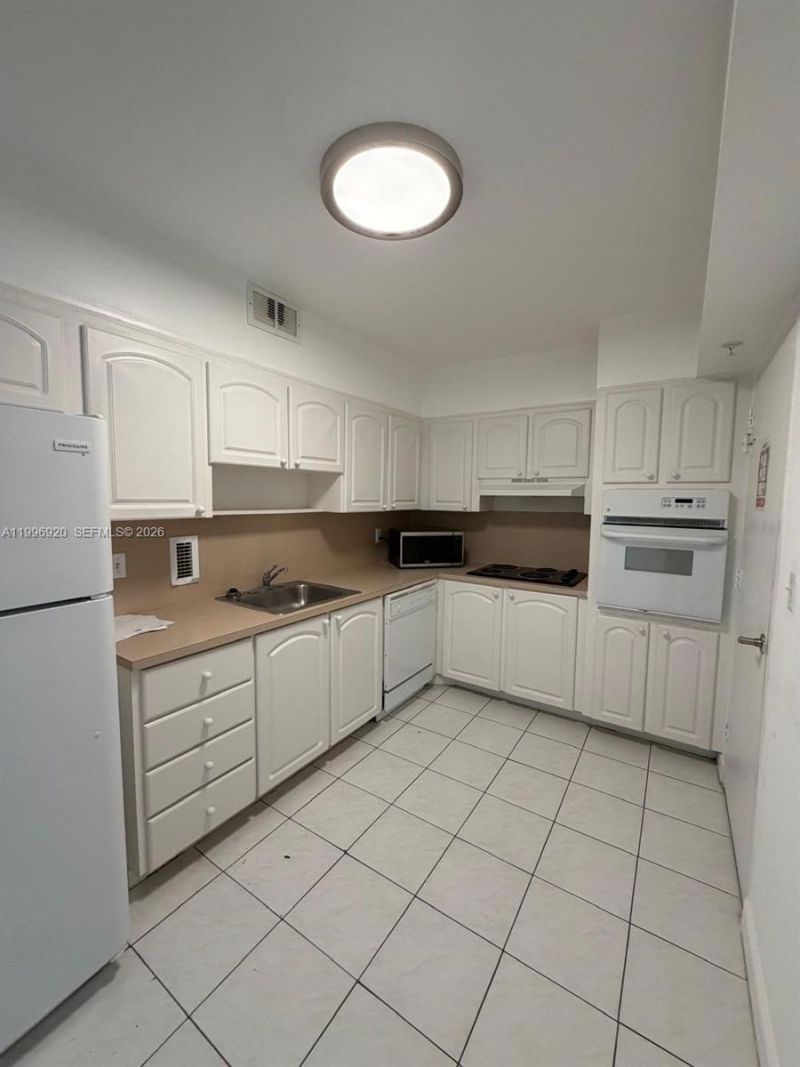 4001 S Ocean Dr , Unit 4H, Hollywood, FL 33019 Photo