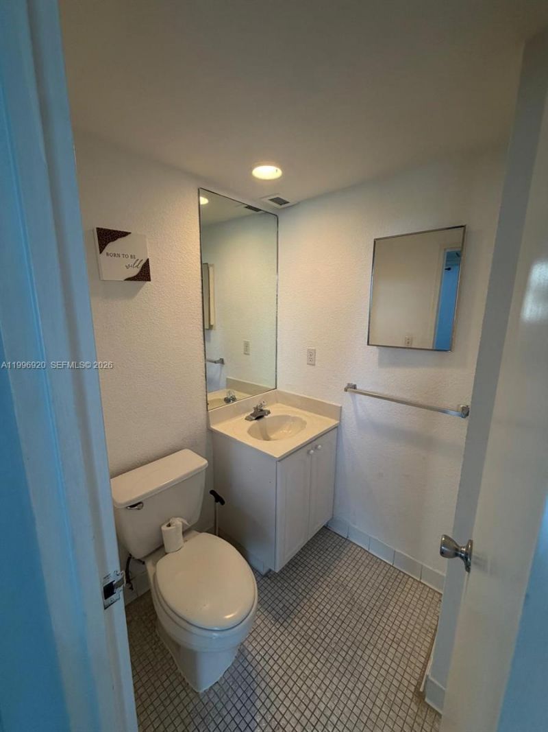 4001 S Ocean Dr , Unit 4H, Hollywood, FL 33019 Photo