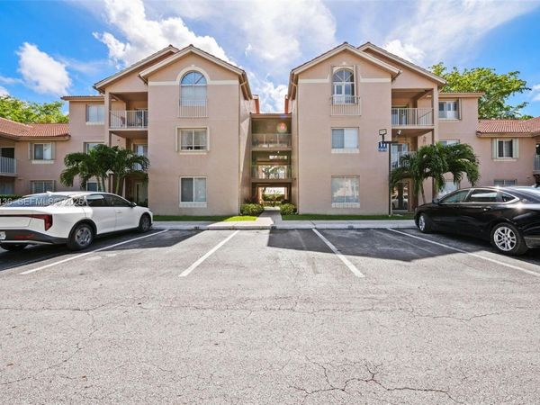10610 SW 158th Ct, Unit 105, Miami, FL 33196