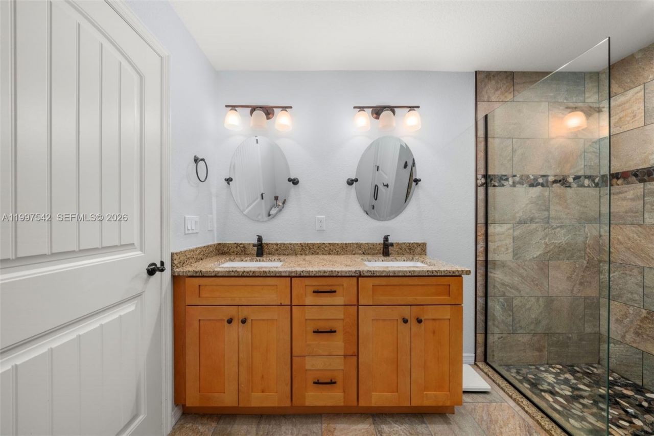 112 Bimini St NE , Lake Placid, FL 33852 Photo