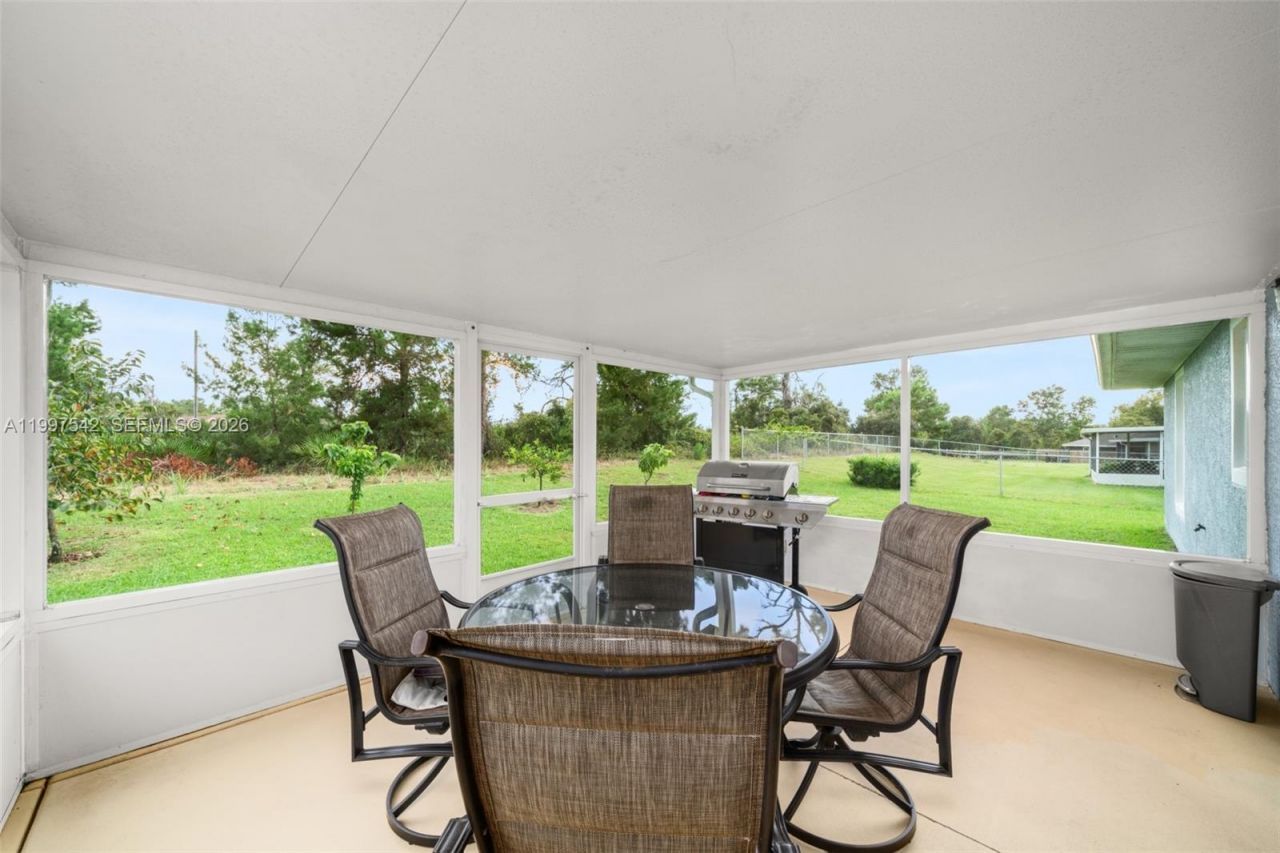 112 Bimini St NE , Lake Placid, FL 33852 Photo