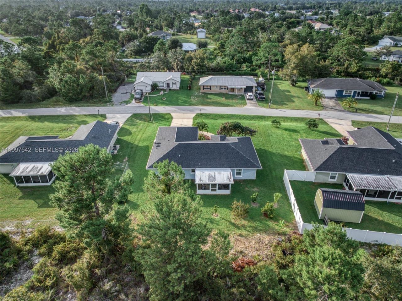 112 Bimini St NE , Lake Placid, FL 33852 Photo