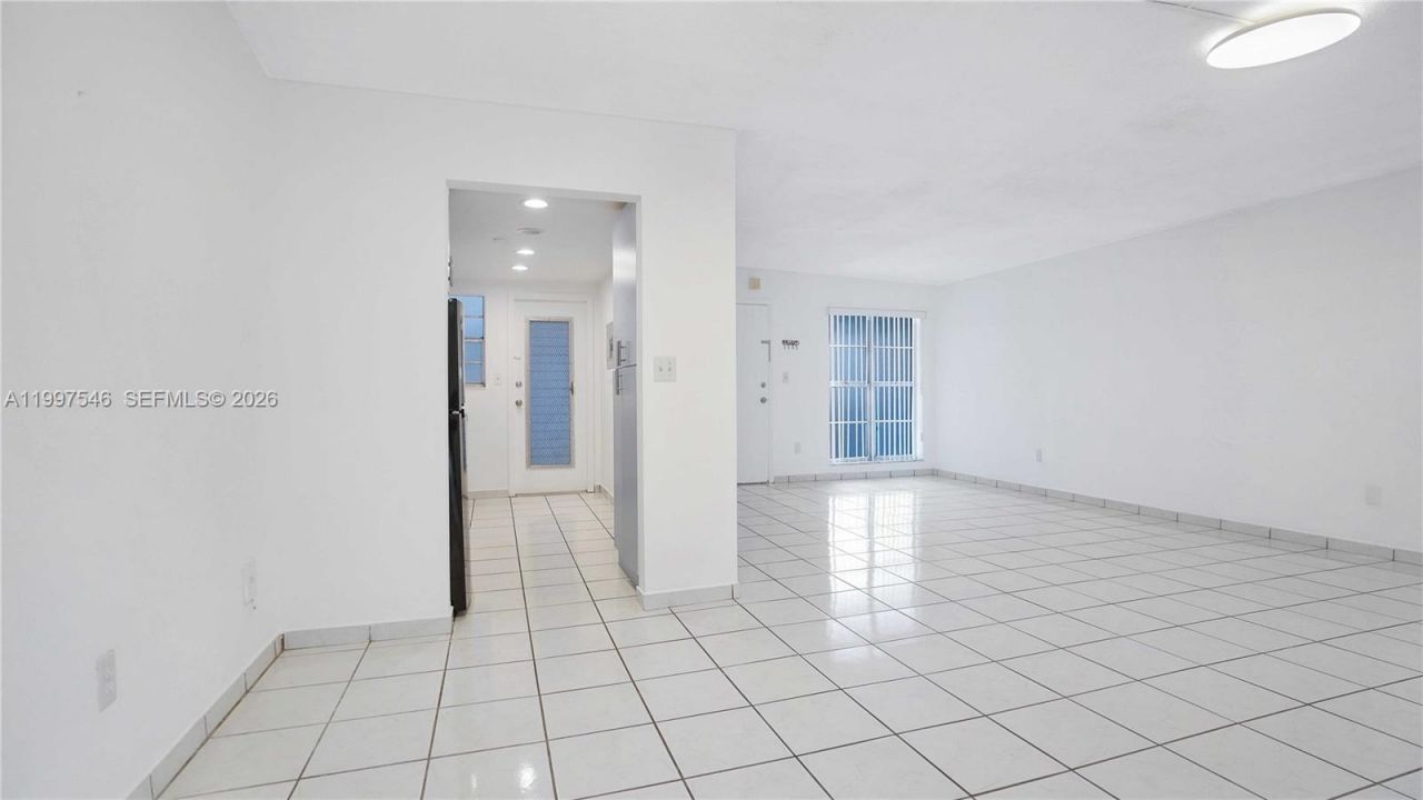 1340 Lincoln Rd, Unit 404, Miami Beach, FL 33139 Photo