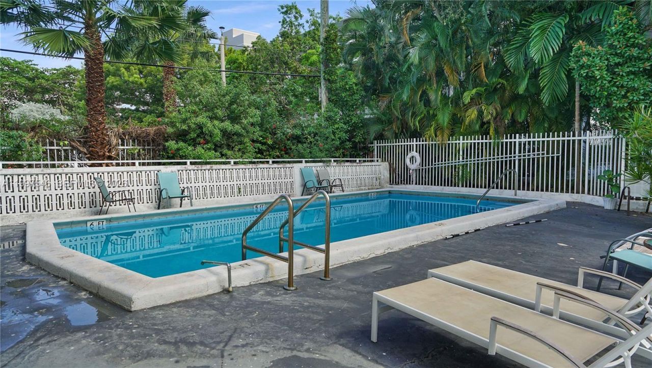 1340 Lincoln Rd, Unit 404, Miami Beach, FL 33139 Photo