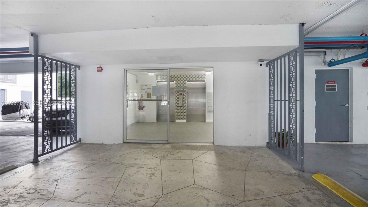 1340 Lincoln Rd, Unit 404, Miami Beach, FL 33139 Photo