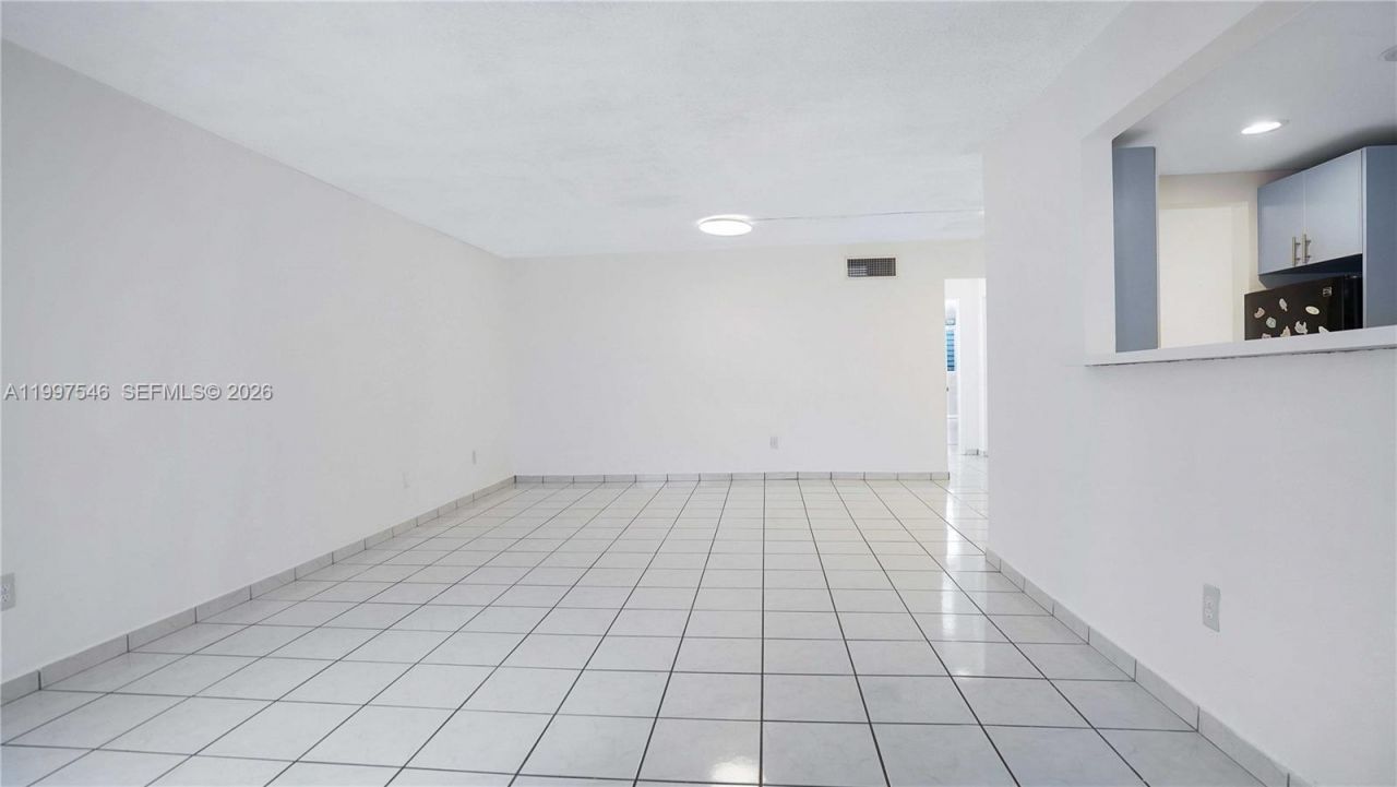 1340 Lincoln Rd, Unit 404, Miami Beach, FL 33139 Photo
