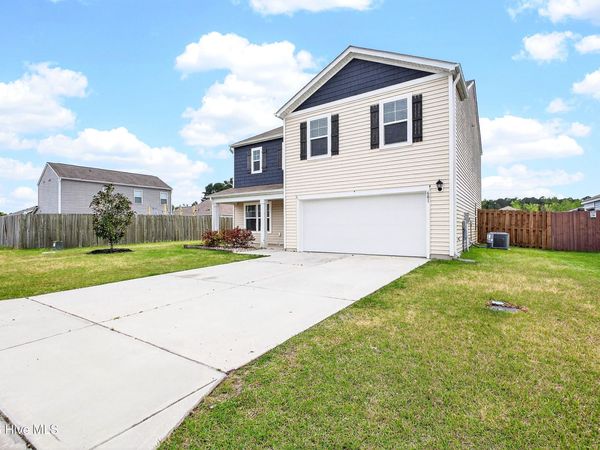 681 Loftus Way NE, Leland, NC 28451