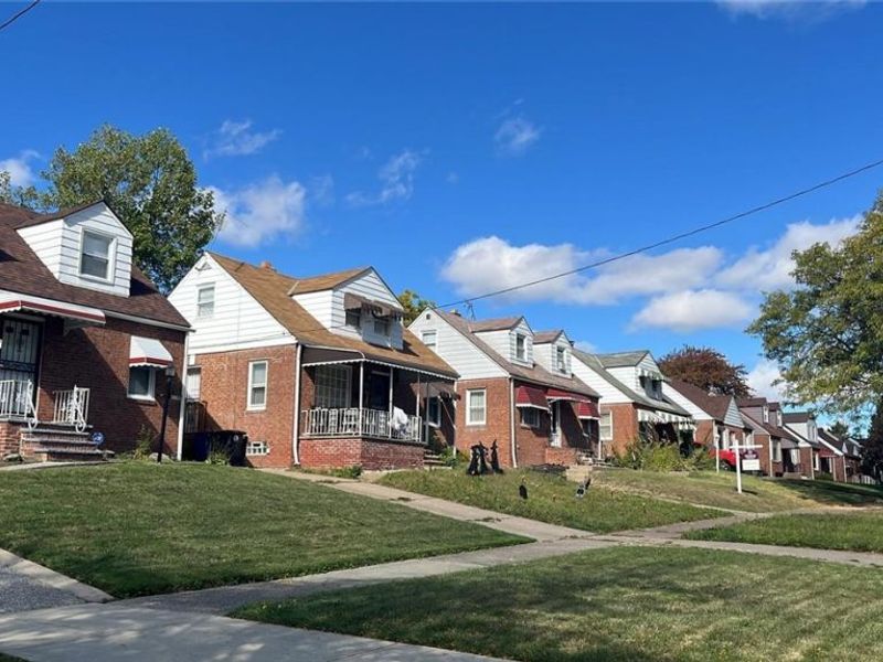 4150 E 154th Street, Cleveland, OH 44128 Photo 2