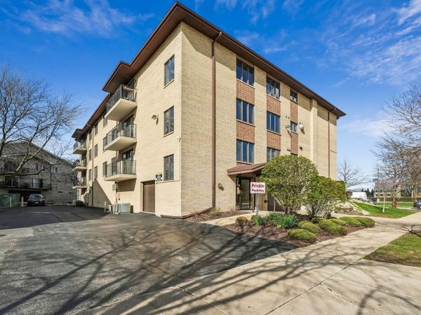 4500 W 93rd Street , Unit 1D, Oak Lawn, IL 60453