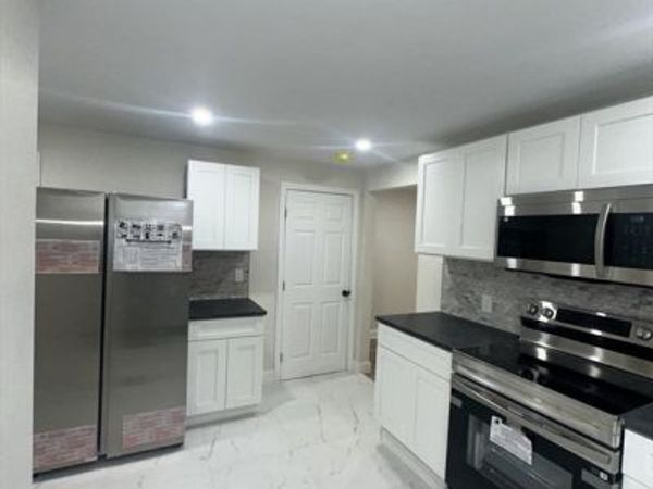 122 Park, Unit 1, Stoughton, MA 02072