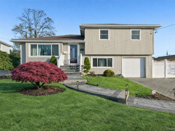 2487 Abbey Lane, Seaford, NY 11783