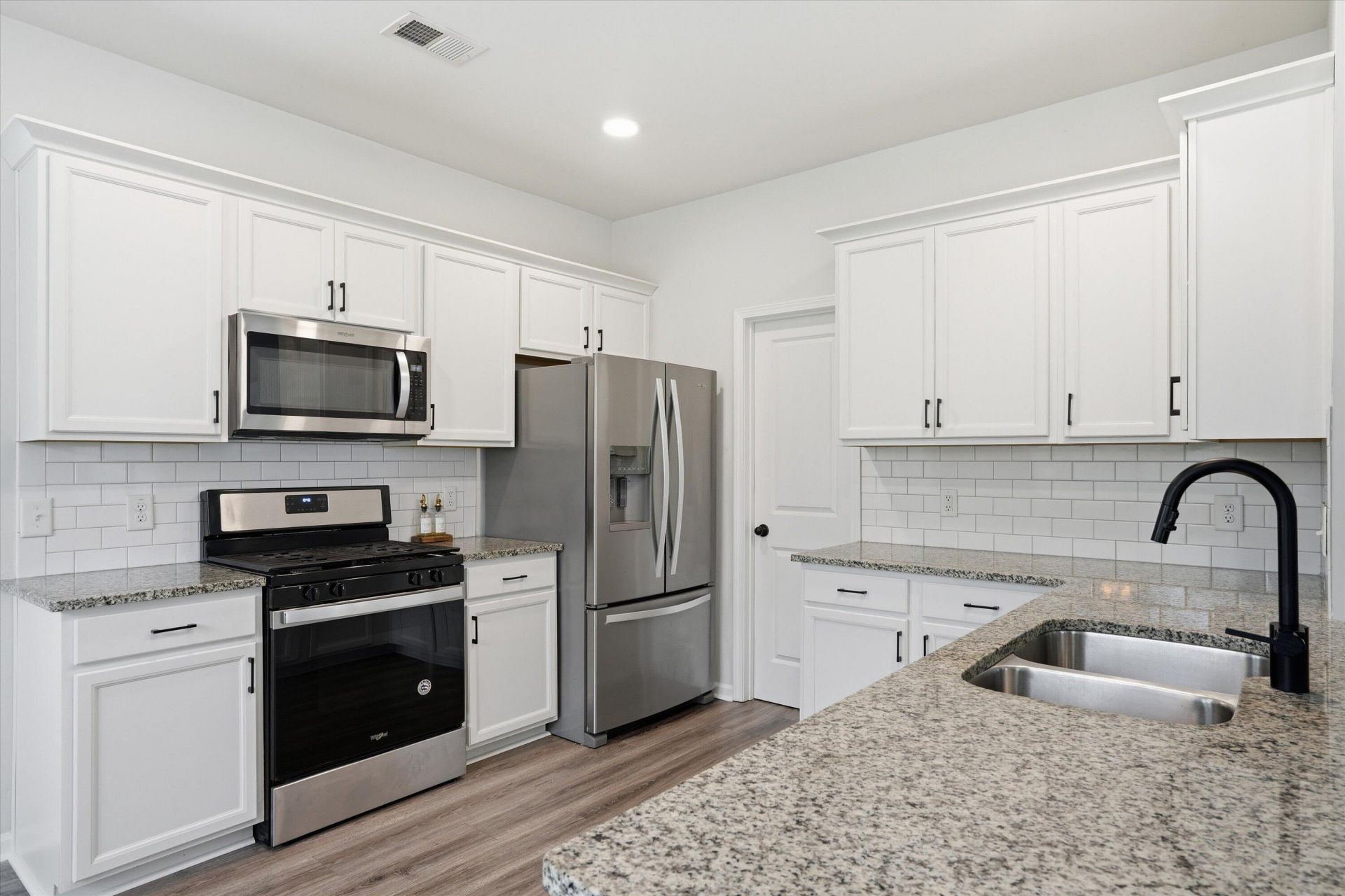 277 Mcclellan Way Photo 10