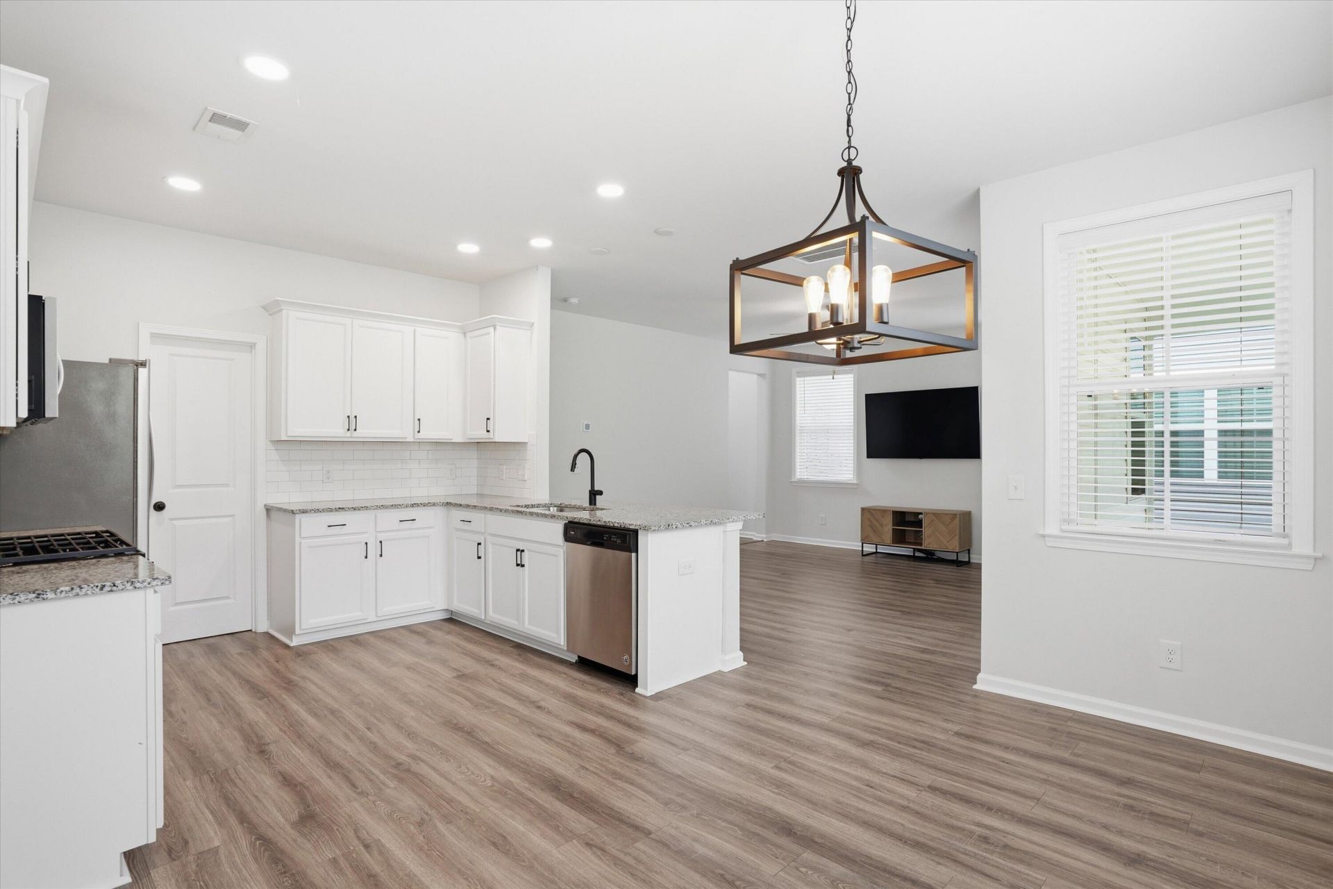 277 Mcclellan Way Photo 9