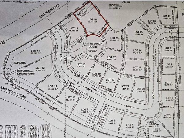 2196 E RESUNGA COURT, Appleton, WI 54915