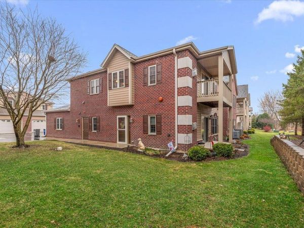 W162S7035 Olive CIRCLE, Muskego, WI 53150